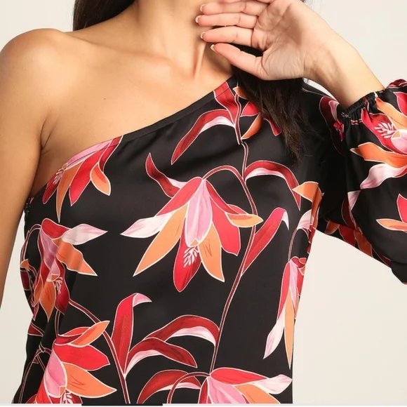 NWT Lulus Bahamas Beauty Black Tropical Print Satin One-Shoulder Dress Medium - Picture 2 of 9